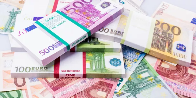 EUR/USD, USD/CHF और सोने में सुधार